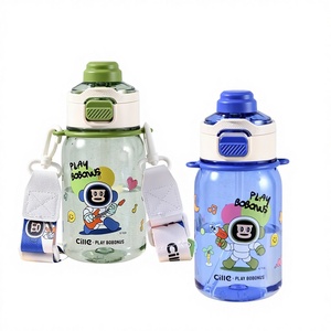 Gourde Hilo en Tritan avec double bec et sangle de transport, grande capacité, pour enfants et étudiants, idéale pour l'été et les activités sportives en extérieur - Product Image 1