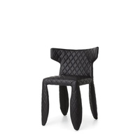 Chaise de salle à manger en cuir PU capitonnée de diamants, design personnalisé, style nordique avant-gardiste, pour projets de restaurants et cafés haut de gamme