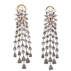 Pendientes de Lujo Vintage de Oro de 14K con Diamantes, Corte Brillante Redondo, Piedra Central, Joyería para Bodas, Fiestas y Regalos - Product Image 1