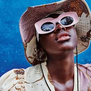 Gafas de Sol Pequeñas Modernas con Logotipo Personalizado, Gafas de Sol Rectangulares Tipo Caramelo para Mujer - Product Image 2