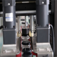 Machine de remplissage de liquides à écran tactile Hongyi haute efficacité pour grandes bouteilles de pâte de tomate, avec réglage quantitatif flexible