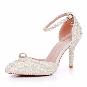 Sandali da <span class=keywords><strong>donna</strong></span> con tacco alto a spillo di grandi dimensioni 9cm con scarpe da sposa con perla bianco sporco a punta abito da sposa per l'estate - Product Image 2
