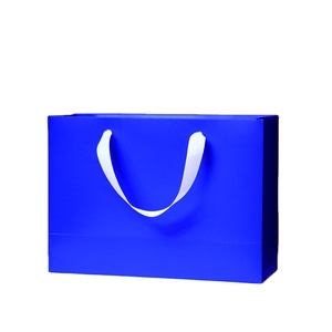 Bolsas de Regalo de Papel Horizontales Blancas <span class=keywords><strong>y</strong></span> Negras Mate de Lujo al por Mayor, Bolsas de Compras Reutilizables con Asa de Cinta Personalizadas - Product Image 2