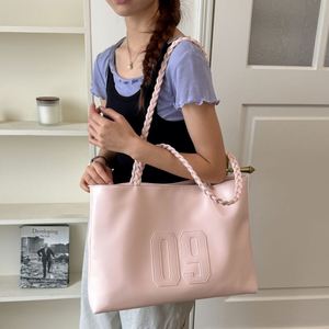 Bolso Tote de Cuero PU Repujado para Mujer, Gran Capacidad, Estilo Vintage, Bolso de Hombro para Uso Diario, Venta al Por Mayor - Product Image 6