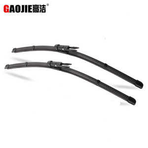 Compatible con las escobillas delanteras de los Mercedes-Benz Clase A A160 A180 A200 A250 A45 W176 W117 - Product Image 1