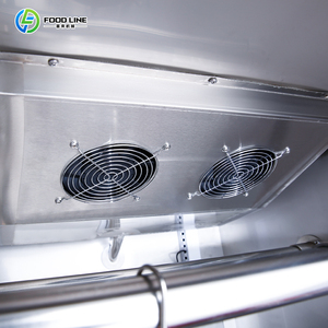 Four à convection commercial de taille moyenne pour la pâtisserie de précision - Product Image 3