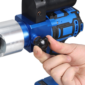 Outil de sertissage hydraulique sans fil CM-300 (16-300 mm) - Pince à sertir les cosses de câble sans fil CM-300 alimentée par batterie - Product Image 3