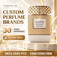 Flacon de parfum en verre transparent de 30 ml, 50 ml, 100 ml, corps carré avec bouchon en bois pour coffret cadeau de parfum haut de gamme