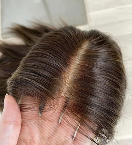 Parrucca con Taglio a Strati Colore Balayage Marrone Medio, 100% <span class=keywords><strong>Capelli</strong></span> Vergini Slavici, Nodi Singoli, Top in Pizzo HD, Fodera in Seta, Taglie Piccole e Grandi - Product Image 1