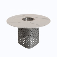 Ensemble table et chaises en acier inoxydable pour restaurant de fondue, salon de thé et restaurant de barbecue, thème industriel rouge, avec banquette et combinaison de sièges en filet