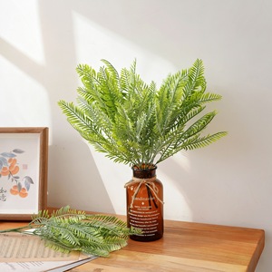 Plante artificielle en eucalyptus, plastique vert, décoration de bureau, décoration intérieure, cadeau - Product Image 1