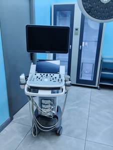 Máquina de Ultrasonido LOGIQ F6 Usada en Venta - Product Image 3