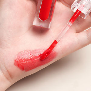 Prix d'usine, abordable, haute qualité, baume à lèvres liquide minéral hydratant et waterproof effet miroir, teinte glacée motif ours mignon - Product Image 3