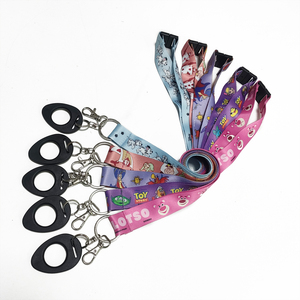 Venta al por mayor abridor de cerveza cordón llavero sublimación poliéster personalizado abrebotellas cordón - Product Image 6