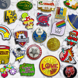 20 años de fabricante personalizado moda divertido Pin Metal marca Logo insignias broche duro suave esmalte solapa pines para ropa decorativa - Product Image 6