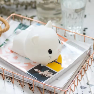 Lámpara Nocturna LED para Niños, Linda Lámpara de Silicona Suave con Forma de Gato, Lámpara de Noche para Bebés, Recargable por USB, con Función de Temporizador Ajustable, para Dormitorio Infantil - Product Image 6