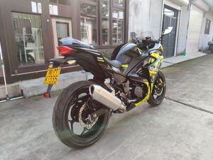 Motocicleta Deportiva <span class=keywords><strong>Kawasaki</strong></span> <span class=keywords><strong>Ninja</strong></span> 250cc Usada del <span class=keywords><strong>2021</strong></span>, Impulsada por Gasolina, con Velocidad Máxima >80km/h - Product Image 3