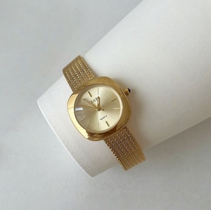 Reloj de oro vintage de alta gama, elegante y exquisito, para mujer, con incrustaciones de diamantes de imitación, de lujo. - Product Image 3