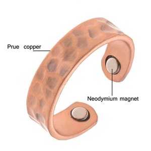 Bijoux de mode classiques, anneaux en cuivre pur, récupération de la fatigue, unisexe, deux aimants, anneau de thérapie magnétique - Product Image 2
