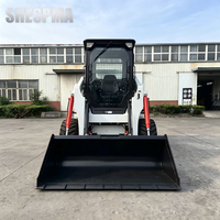 Chargeuse compacte sur pneus avec hauteur d'extension maximale de 4000 mm, machine compacte pour le levage et le chargement de matériaux