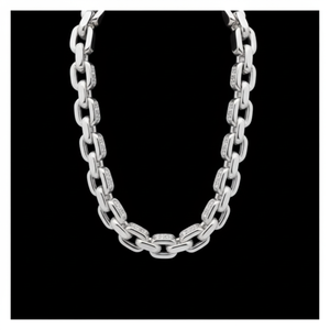 Chaîne à maillons plaquée or Stevie, style vintage et tendance, ornée de zircons, de diamants et de perles, avec motifs religieux chrétiens et numéros, idéale pour les fêtes - Product Image 1