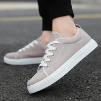Baskets décontractées assortis avec tout pour hommes, chaussures de sport, de course à pied pour tennis, nouveau design, printemps, 2020
