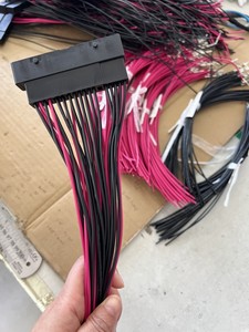 Adaptador Conector de Fio com Condutor de Cobre Estanhado, Isolamento PTFE, Revestimento de PVC, 1m de Comprimento, 12V, Aplicação Eletrônica - Product Image 4