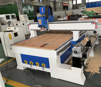 Machine de gravure sur bois de haute précision, fournie par l'usine, routeur CNC à 4 axes pour le bois