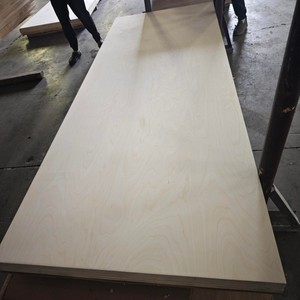 <span class=keywords><strong>Fogli</strong></span> di <span class=keywords><strong>compensato</strong></span> di pioppo di betulla per il taglio Laser progetti artigianali artigianali 2mm-18mm di spessore Design moderno E0 emissione di formaldeide - Product Image 2