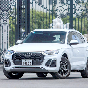 รับสั่งทำตามความต้องการ รถยนต์มือสอง <span class=keywords><strong>Q5</strong></span> Sedan 5 ประตู ปี <span class=keywords><strong>2022</strong></span> เครื่องยนต์ R21 สีดำ น้ำมันเบนซิน/ดีเซล ขับเคลื่อนล้อหน้า เบาะหนัง พวงมาลัยซ้าย ล้อแม็กซ์อะลูมิเนียม - Product Image 1