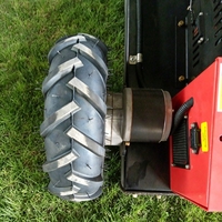 Tondeuse à gazon robotisée télécommandée, machine à couper l'herbe, moteur à essence, largeur de coupe 550 mm, tondeuse à gazon automatique robotisée pour ferme et jardin