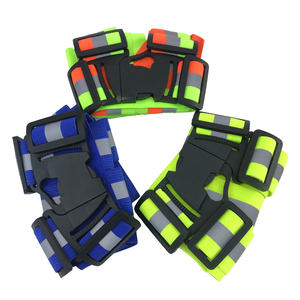 <span class=keywords><strong>Harnais</strong></span> <span class=keywords><strong>de</strong></span> sécurité réglable en polyester, ceinture réfléchissante <span class=keywords><strong>de</strong></span> nuit pour la protection contre les chutes, application <span class=keywords><strong>de</strong></span> <span class=keywords><strong>sauvetage</strong></span>, sécurité nocturne, vente chaude - Product Image 2