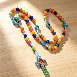 Chapelet catholique pour enfants avec médaille en bois et perles en pierre naturelle Saint Antoine de Padoue - Product Image 1