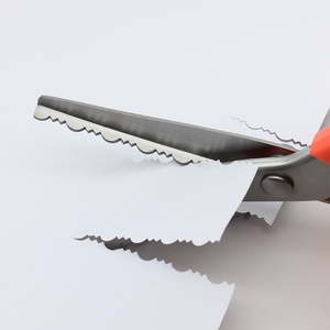 <span class=keywords><strong>Tijeras</strong></span> de tela de dientes de alta calidad, <span class=keywords><strong>tijeras</strong></span> de <span class=keywords><strong>costura</strong></span> en zigzag de corte de tela de acero inoxidable <span class=keywords><strong>dentadas</strong></span> para sastrería, bordado DIY - Product Image 5