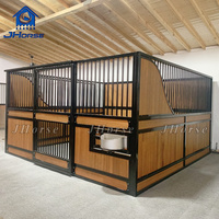 Panneaux de box pour chevaux en bambou carbonisé, célèbres et très populaires, pour écuries mobiles et portes coulissantes