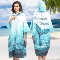 Peignoir et serviette de plage en microfibre 2025 Manteau de changement portable à fermeture éclair à séchage rapide avec cape à capuche pour la natation et le port du bain