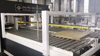Machine d'équerrage de paquets entièrement automatique et machine de cerclage avec système de presse à boîtes avec sangles en PP Machine à relier automatique