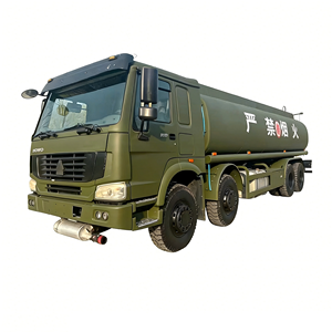Camion-citerne à essence 8x4, éthanol, diesel, propane, réservoir de carburant en alliage d'aluminium, véhicule de transport de marchandises dangereuses - Product Image 1
