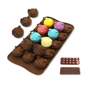 Wholesale Star Pig Head Chess Shape Cake Decorating Supplies Candy Chocolate Silicone Molds
