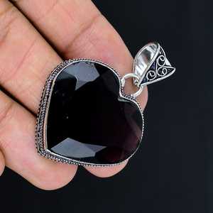 Gran colgante en forma de corazón con piedra preciosa de amatista púrpura, joyería religiosa cristiana Vintage única, Material de latón vendido por lote - Product Image 3