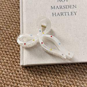 Pinza de Pelo con Forma de Lazo y Pedrería Colorida, Pinza de Pelo Geométrica de Plástico Blanco para Mujer, Accesorio de Moda Diaria Informal - Product Image 2