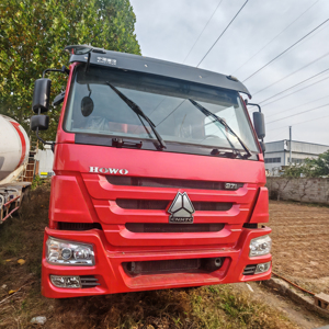 <span class=keywords><strong>Camion</strong></span> benne Howo 371 6x4 30T <span class=keywords><strong>d</strong></span>'<span class=keywords><strong>occasion</strong></span> à prix réduit pour le transport de légumes et la logistique agricole en Afrique - Product Image 3