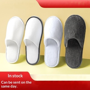 Chaussons jetables écologiques et confortables en non-tissé/polaire corail, antidérapants, pour la maison, l'hôtel et le spa – Meilleures ventes - Product Image 2