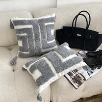 Housse de coussin en coton 100% à franges, thème bohème gris, style macramé, broderie et pompons