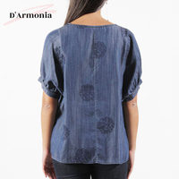 Chemisier à manches courtes pour femmes à motif floral conçu en Italie Nouvelle mode Tops grande taille pour un style d'été décontracté