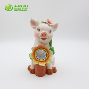 Funny Cartoon Resin Pig Statue Animal Solar Garden Light for Outdoor Landscape Park Yard Patio Lawn Decoration