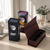 Emballage de boîte magnétique rigide personnalisé, laminage brillant, gaufrage, emballage de cartouche pliable, boîte cadeau avec mousse
