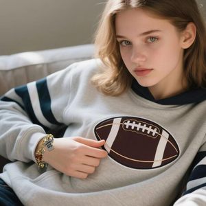 <span class=keywords><strong>Bracelet</strong></span> <span class=keywords><strong>de</strong></span> football pour femme, plaqué or, avec breloques chaussures, casques et nœuds pour le jour du match, bijoux pour les fans - Product Image 4
