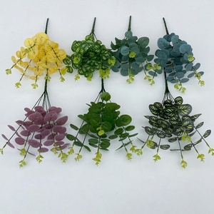 การจัดดอกไม้สำหรับงานแต่งงาน ทางเดินต้อนรับ ด้วยต้นยูคาลิปตัสและใบไม้เงิน - Product Image 4