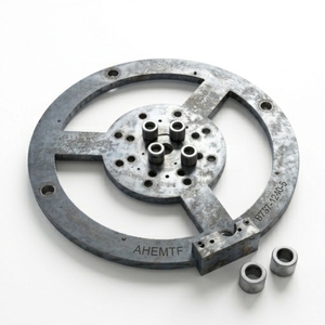 Outil de perçage et d'alignement pour le travail des métaux industriels, plaque de gabarit de perçage circulaire en acier de précision - Product Image 1